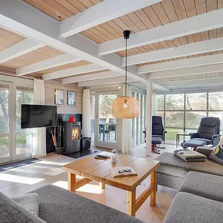 בית נופש Tine - 2-3km From The Sea By Interhome *